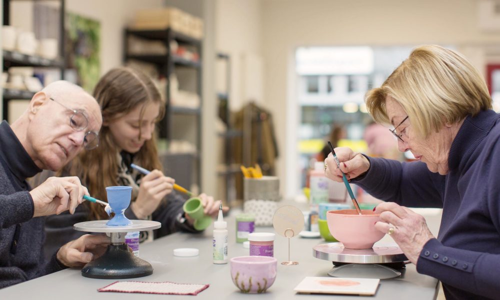 Keramik gemeinsam bemalen